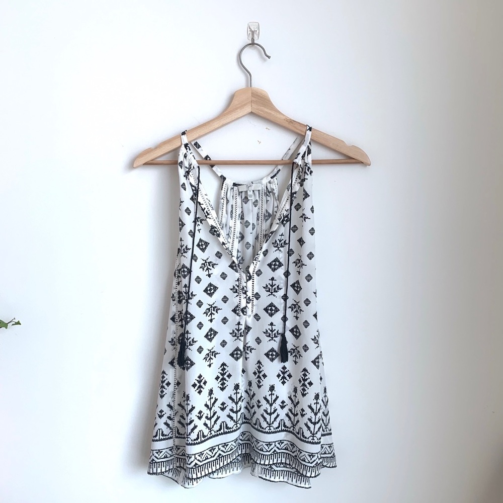 100% Silk Joie Black & White Sleeveless Tank